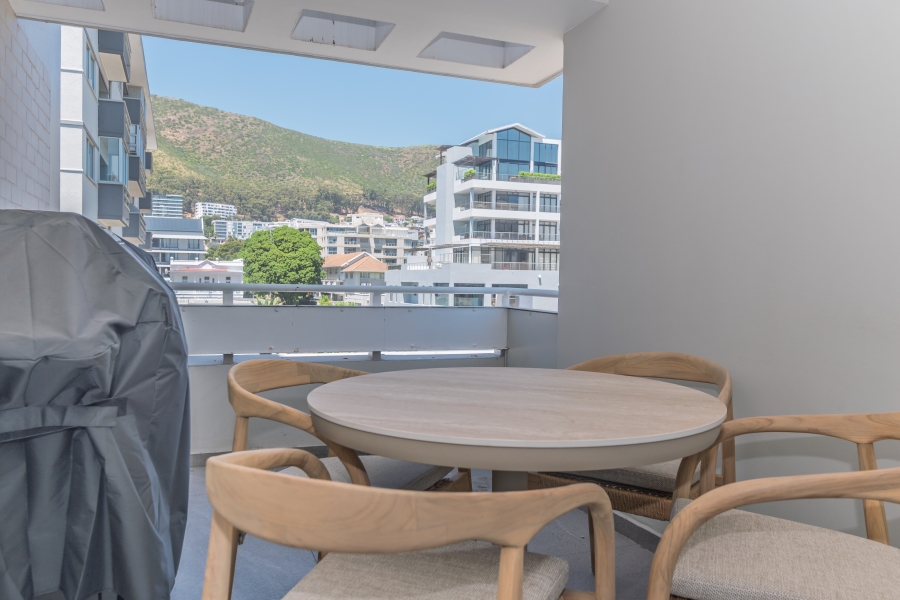 To Let 3 Bedroom Property for Rent in Sea Point Western Cape